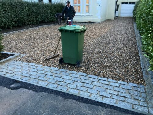 Gravel Driveway with Cobbled Apron in Tunbridge Wells
