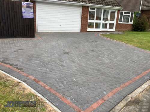 Charcoal and Brindle Block Paved Driveway in Ashford