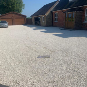 Driveway with Cotswold Gravel in Brenzett, Kent