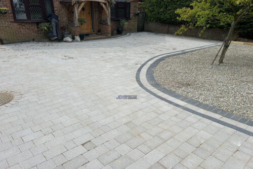 Driveway With 3 Size Block Paving Mix In Ashford, Kent (7)