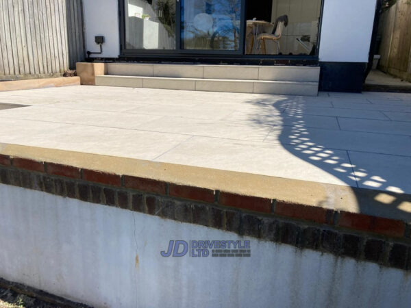 Porcelain slabbed patio with steps in tunbridge wells 8.jpeg