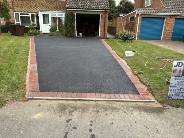 Tarmac driveway with brick border in kent (4)